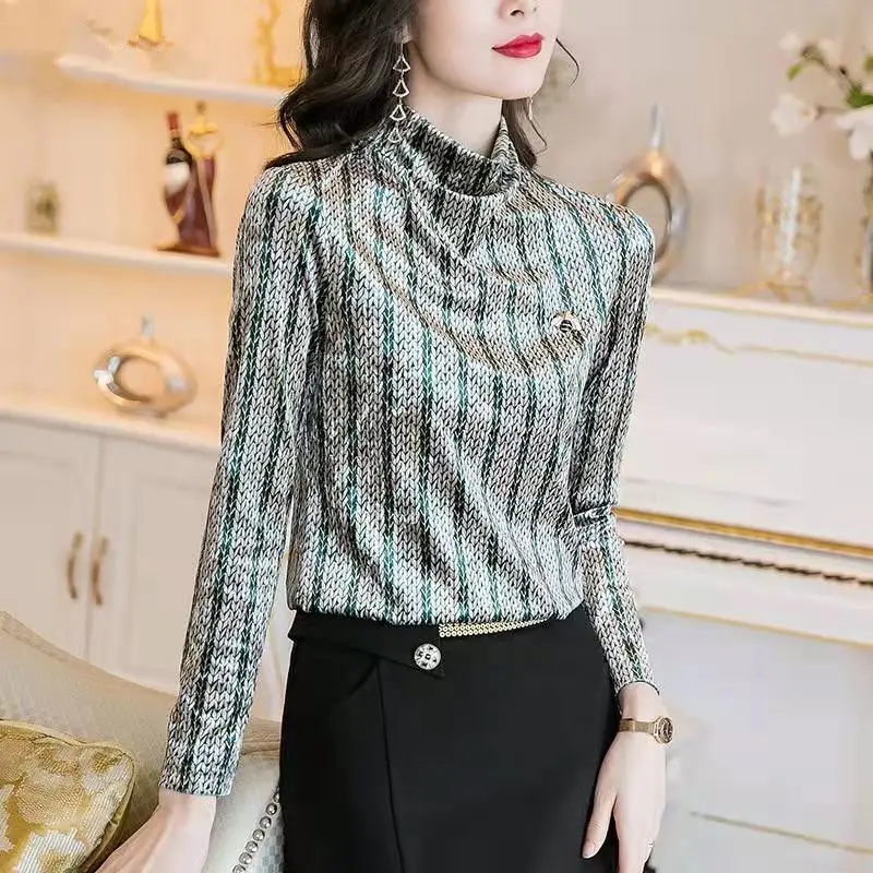 2023 Autumn and Winter Women\'s New Fashion Gold Velvet Bottom Half High Collar Retro Slim Fit Embroidered Long Sleeve Top