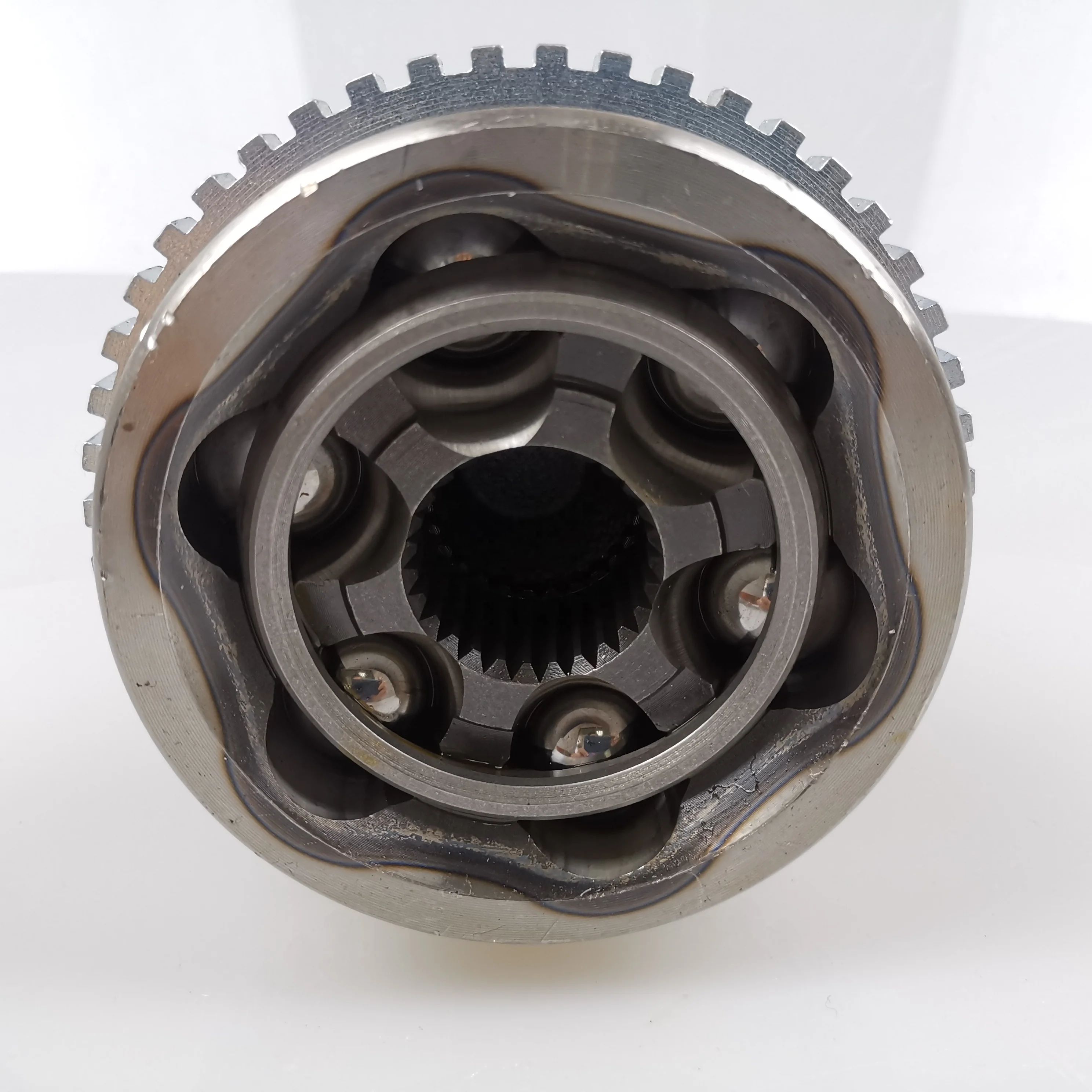 

Ремкомплект универсального шарнира постоянной скорости V80 C00013504