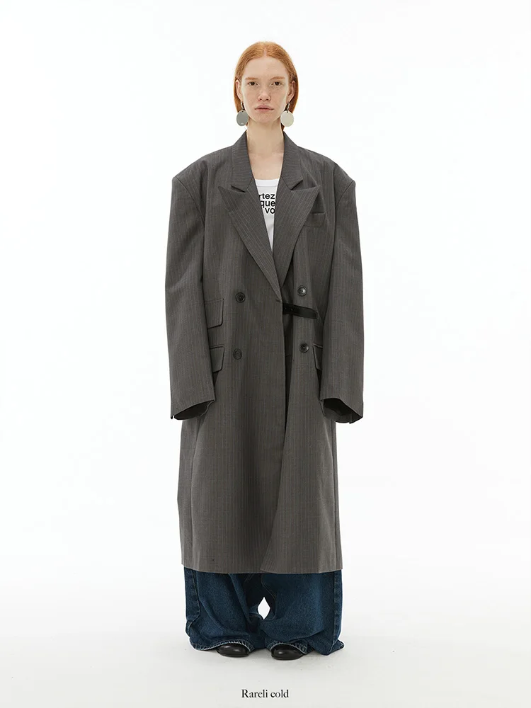 Casaco Longo Feminino com Design de Duas Portas e Almofadas Listradas Raroliquecold