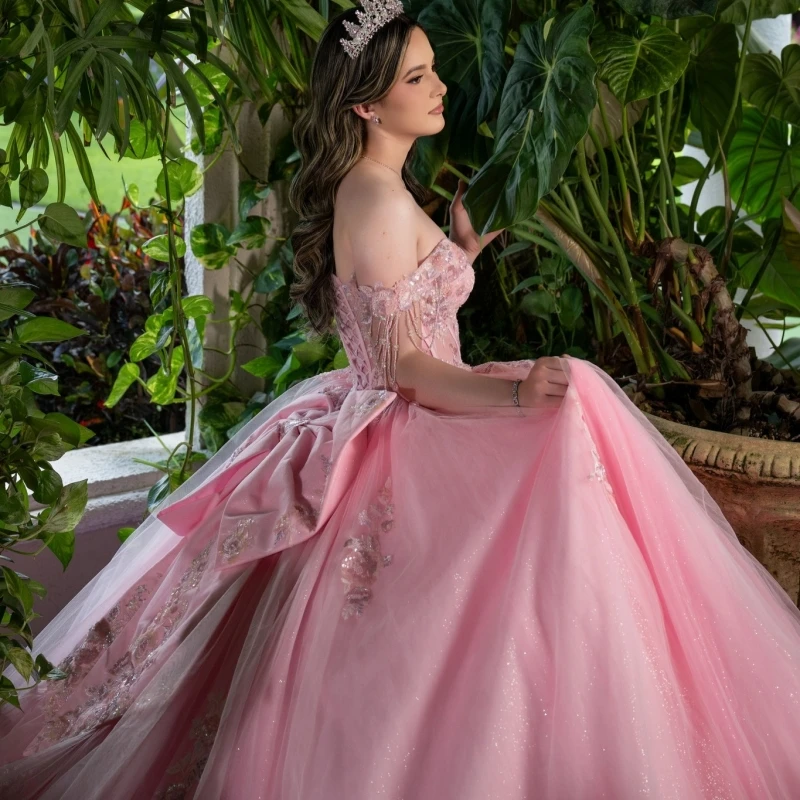 Pink Glitter Quinceanera Dresses Off Shoulder Ball Gown Sweet 16 Dress Sequin Applique Beads Bow Tull Party Birthday Vestidos 15