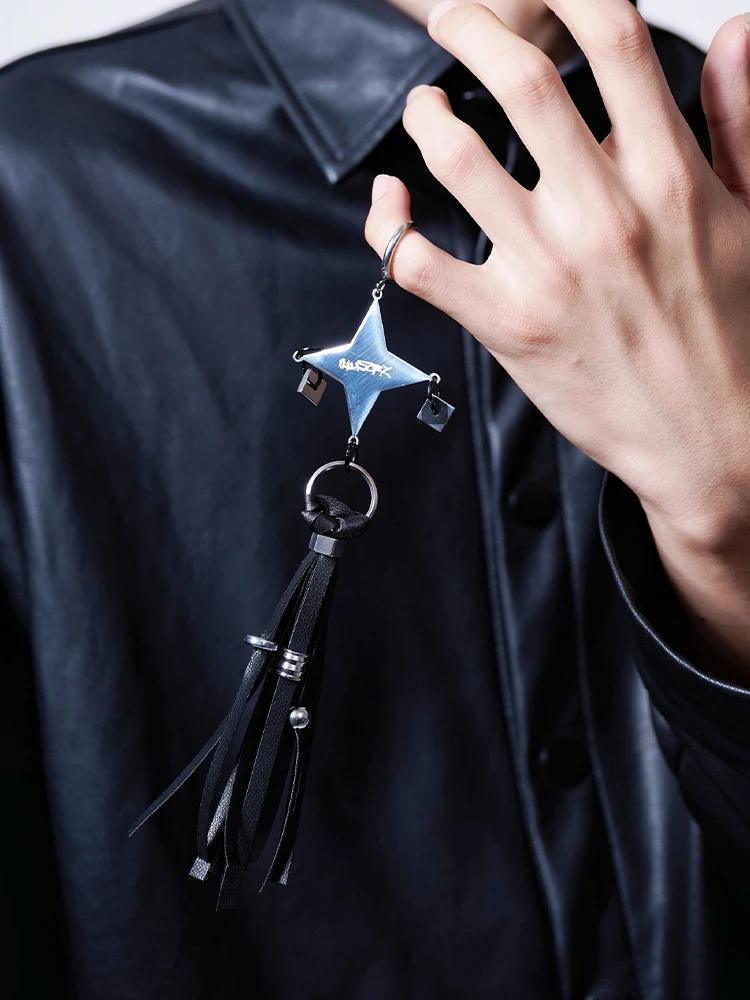 أقراط نجمة الصناعة الثقيلة الجديدة لعام 2024 على طراز Cyberpunk للرجال والنساء هدايا الحفلات