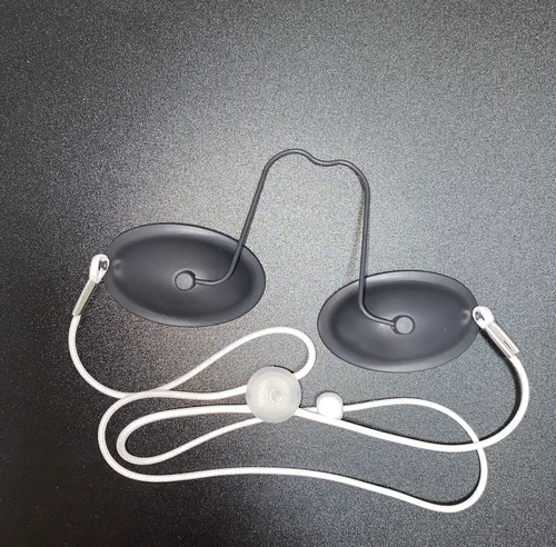 Imagen 2 del producto Escudo protector ocular láser de acero inoxidable para pacientes con luz pulsada intensa, procedimientos LED, 180-25000nm, O.D 7 + CE