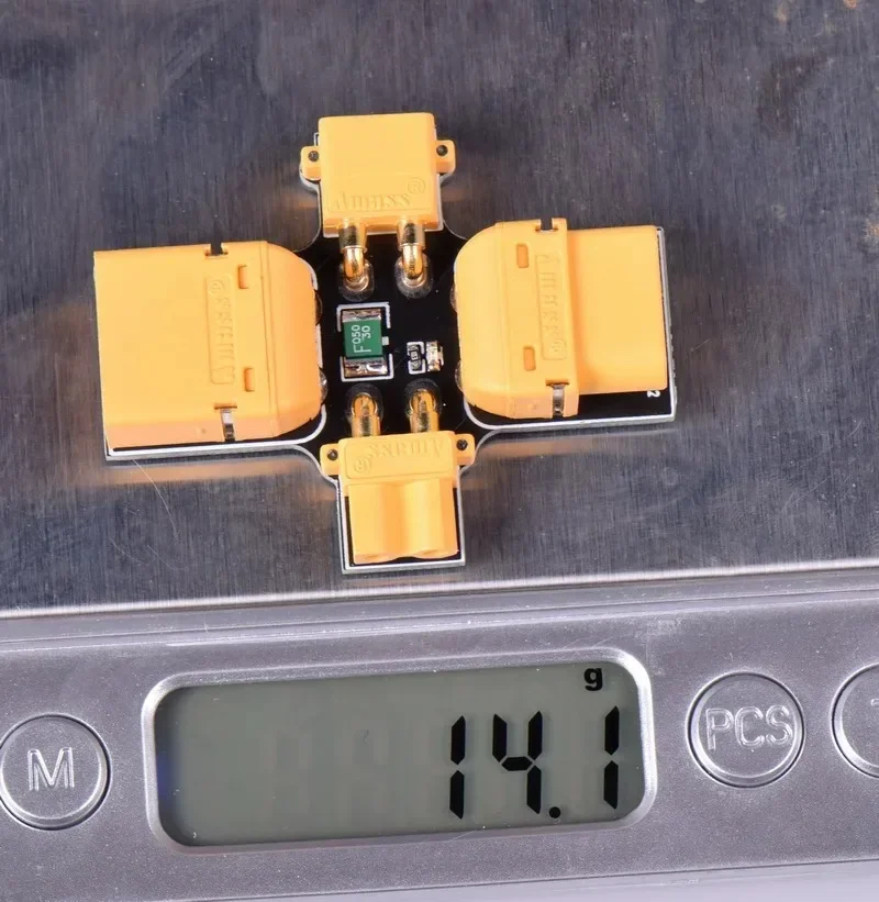 Amass Smoke Stopper 1-6S 30V XT30 XT60 Fuse Installation Test Safety Plug Short-circuit Protection For RC FPV Drone Model view 4
