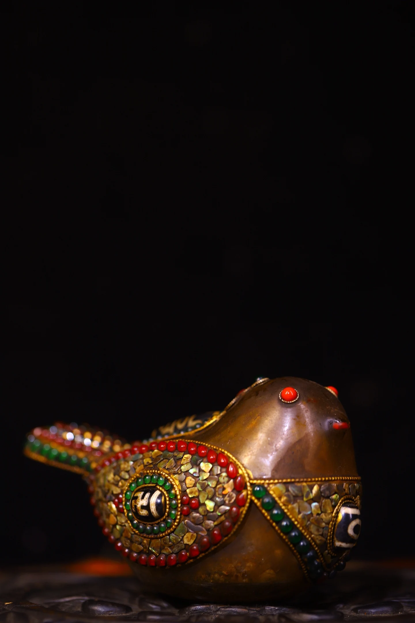 5"Tibetan Temple Collection Old Crystal Tibetan Silver Gilded Filigree Mosaic Gem gZi Beads Shell Buddha Bird Statue Amulet view 5