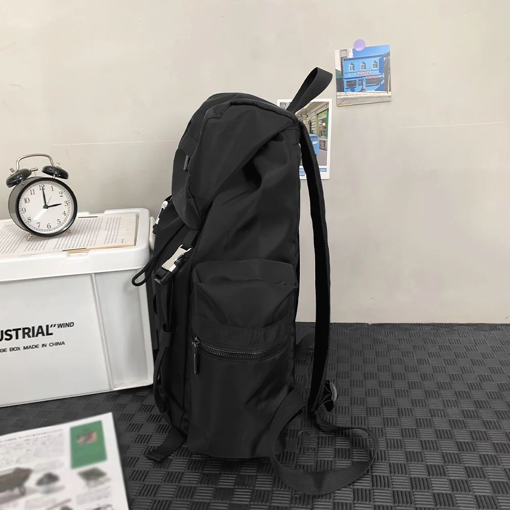 Workwear dark style casual fashion backpack new outdoor travel large capacity backpack men\'s Hong Kong style school bag college student computer bag