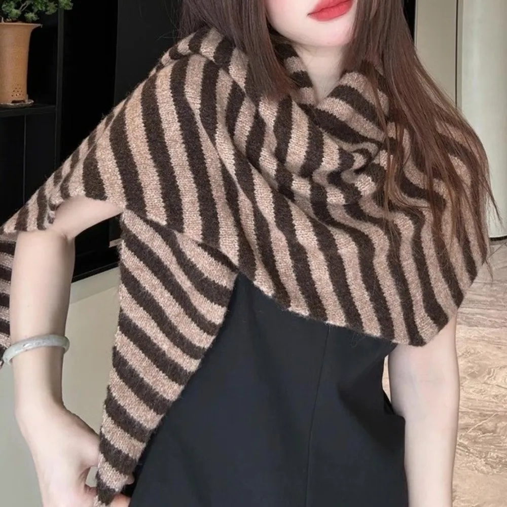 

Simple Korean Style Striped Scarf Cashmere Thickened Knitted Triangle Scarf Plush Neck Warmer Winter Shawl Student
