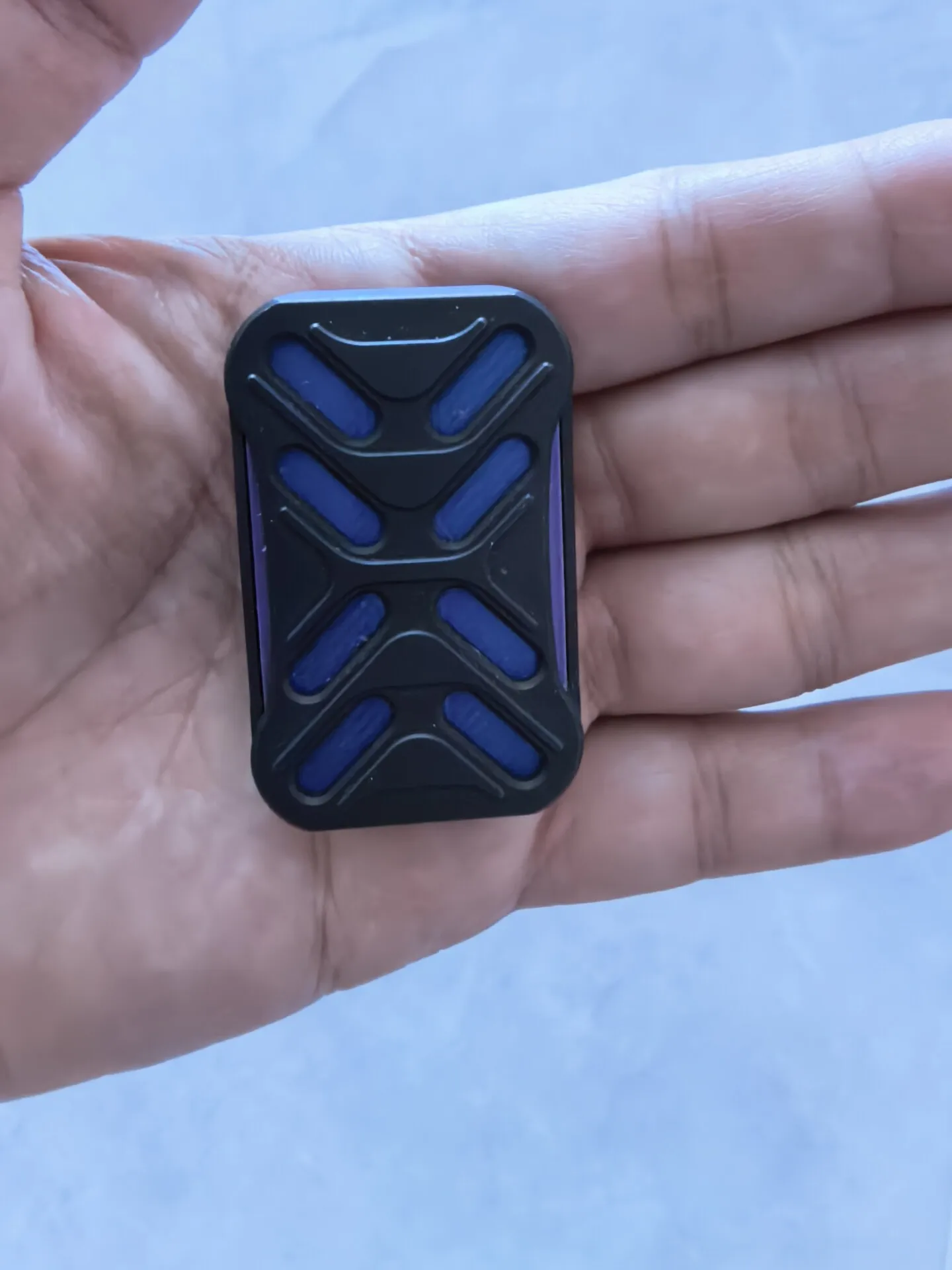 Used EDC Almost New EDC Push Card, Titanium Alloy, Smooth Feel, Crisp Sound, Magnetic Adjustment, Turn