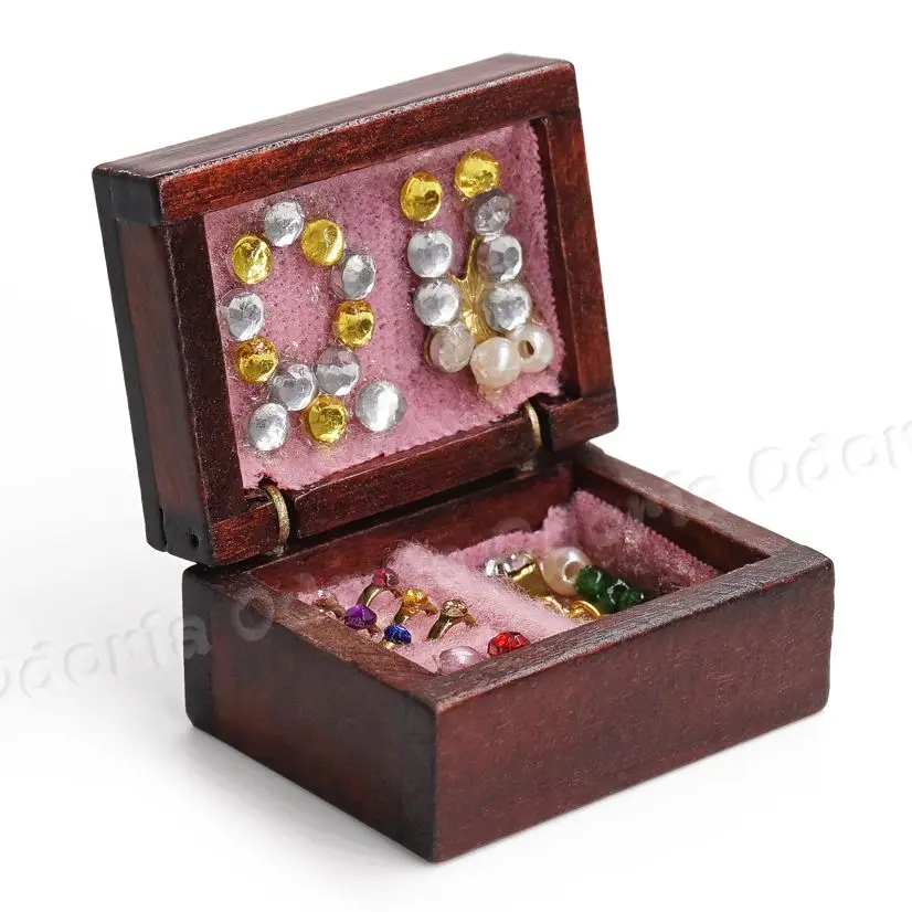 

Odoria 1:12 Miniature Wooden Jewelry Box Mini Trunk Chest Vintage Ornament Room Bedroom Dollhouse Accessories Decoration