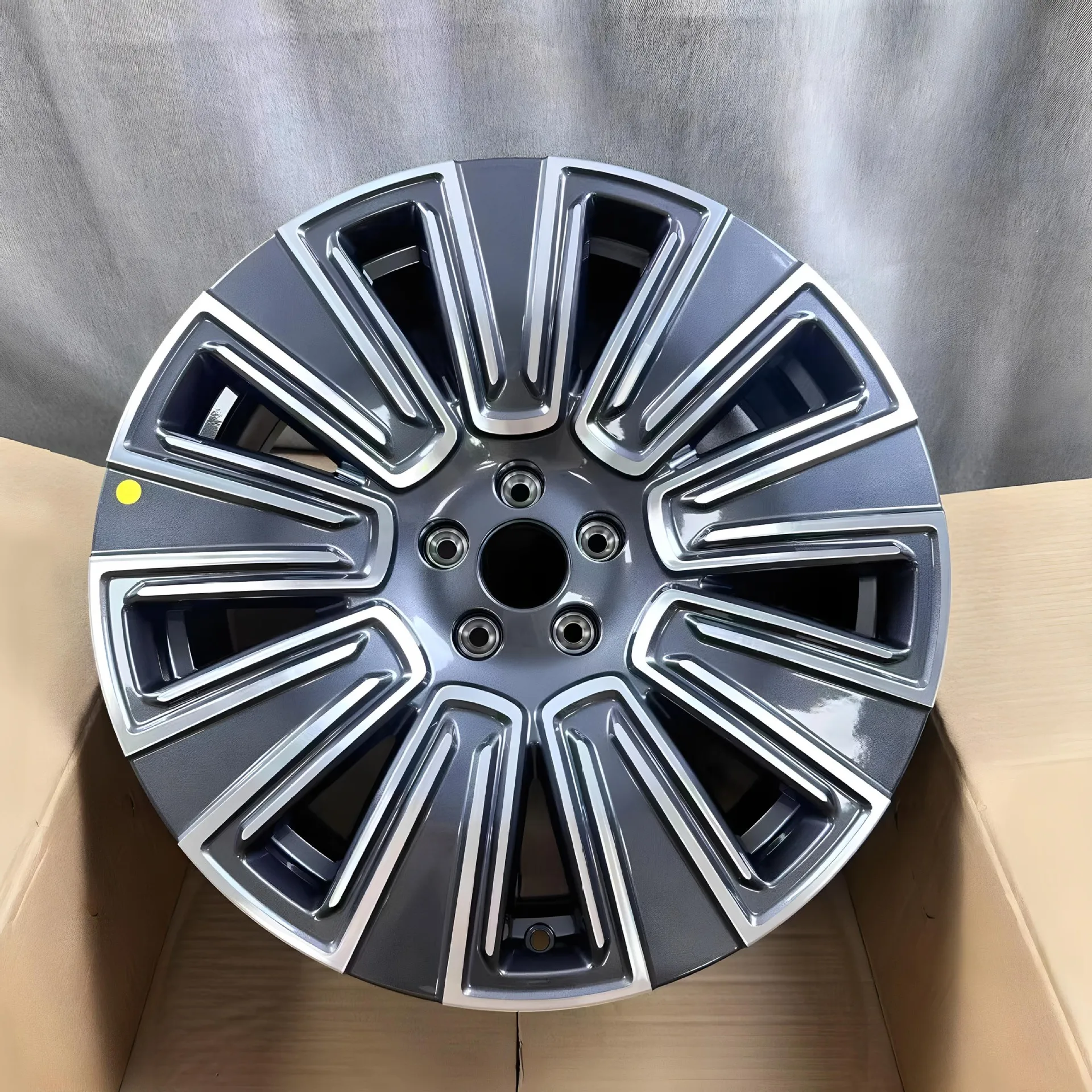 

Suitable for 19-inch original style matching aluminum alloy wheels and wheel rims for Jietu X70plus wheels