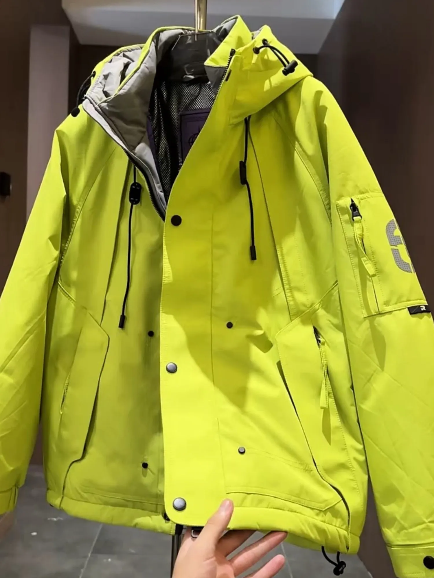 

Мужская повседневная хлопковая куртка в американском стиле, осенне-зимняя, теплая, функциональная ветровка с длинными рукавами, на молнии, с капюшоном