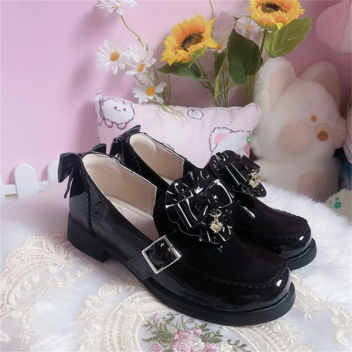 

Japanese College Style Sweet Girls Shoes Cosplay Student Love Ruffle Bowknot Round Head Thick Middle Heel 4cm JK Uniform Shoes