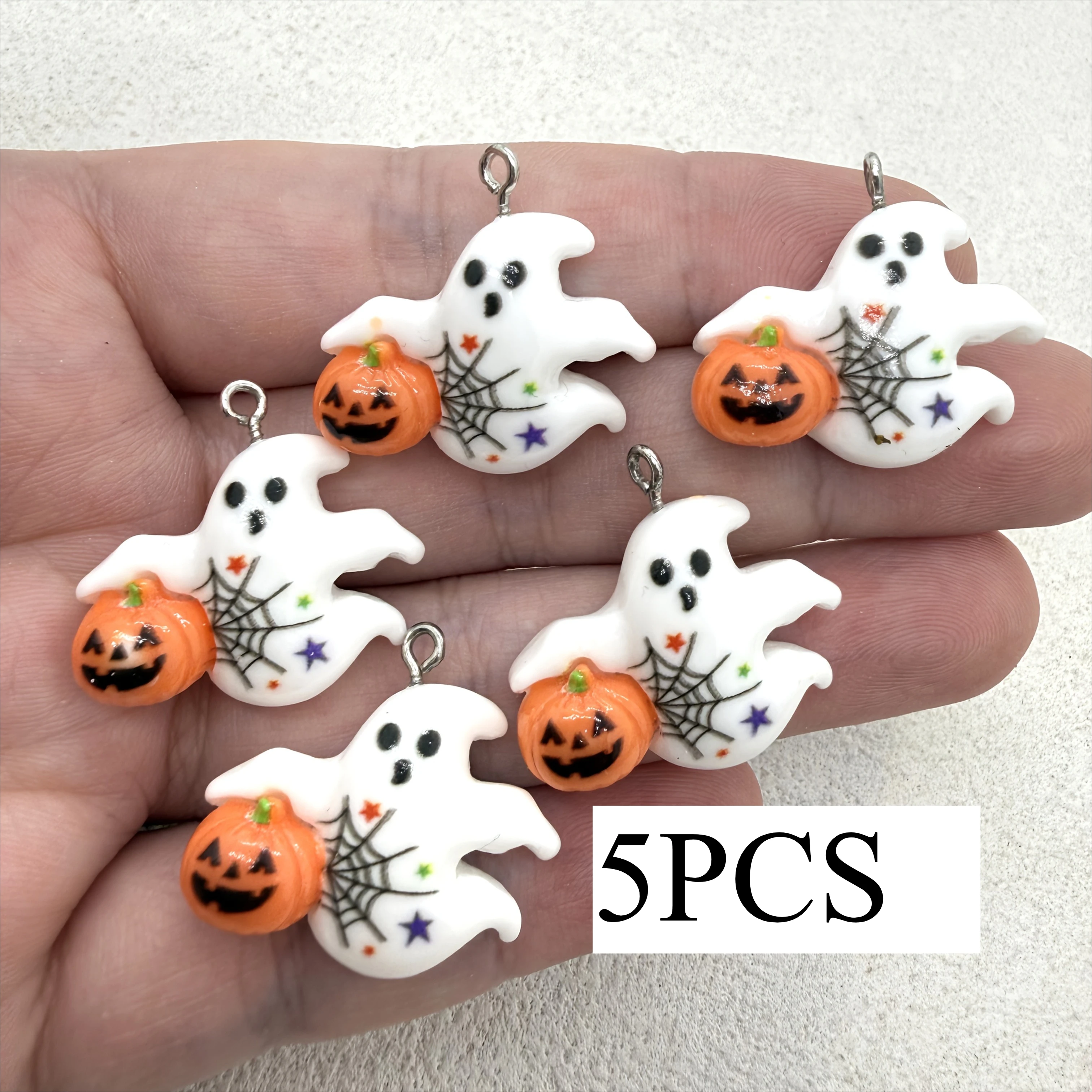 Pendentifs en résine en forme de citrouille blanche pour Halloween, 5 pièces, adaptés à la fabrication de bijoux DIY, parfaits pour les accessoires de fête, les boucles d'oreilles et les colliers