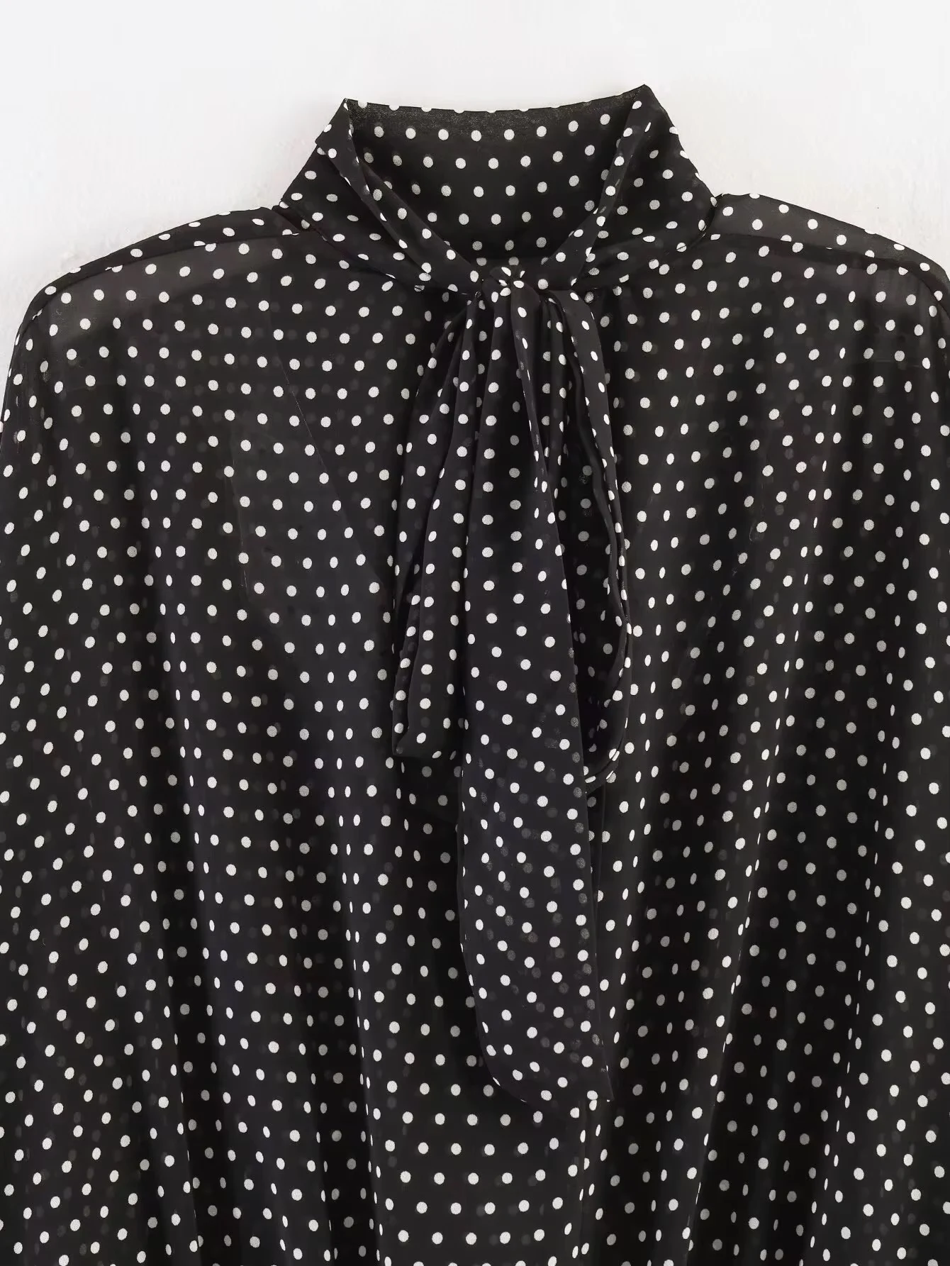 HH Damen Eleganter Polka-Dot-Print Rockanzug Langarm-Oberteil mit Schleife und Schnürung Schicker Plissierter Langer Rock 2026 Mode Streetwear – Detail 11