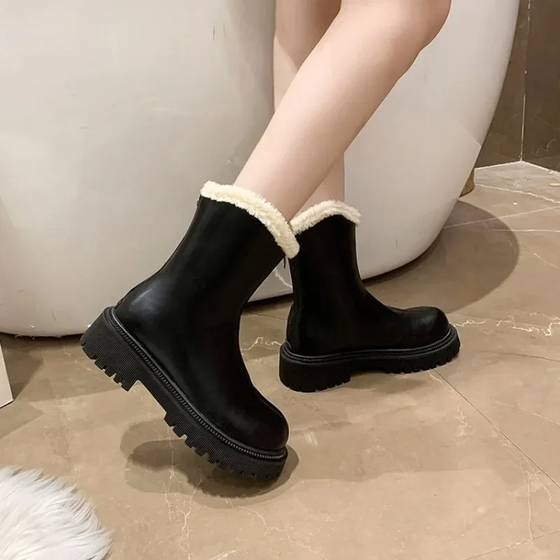 Autumn and Winter Women's Boots New Short Plush Zipper Mid Heel Fashion Boots 2024 Outdoor Matching Brand Design Women's Boots