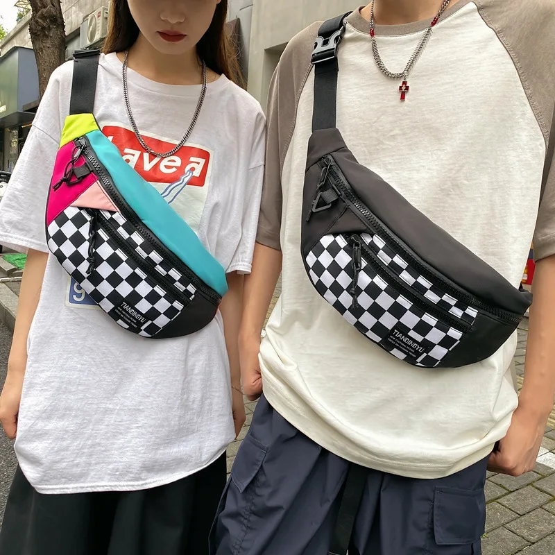 ブラックホワイトグリッドユニセックスクロスボディバッグストリートスタイルウエストバッグシングルショルダー多機能餃子型チェストバッグカラーブロックチェスグリッドバッグ