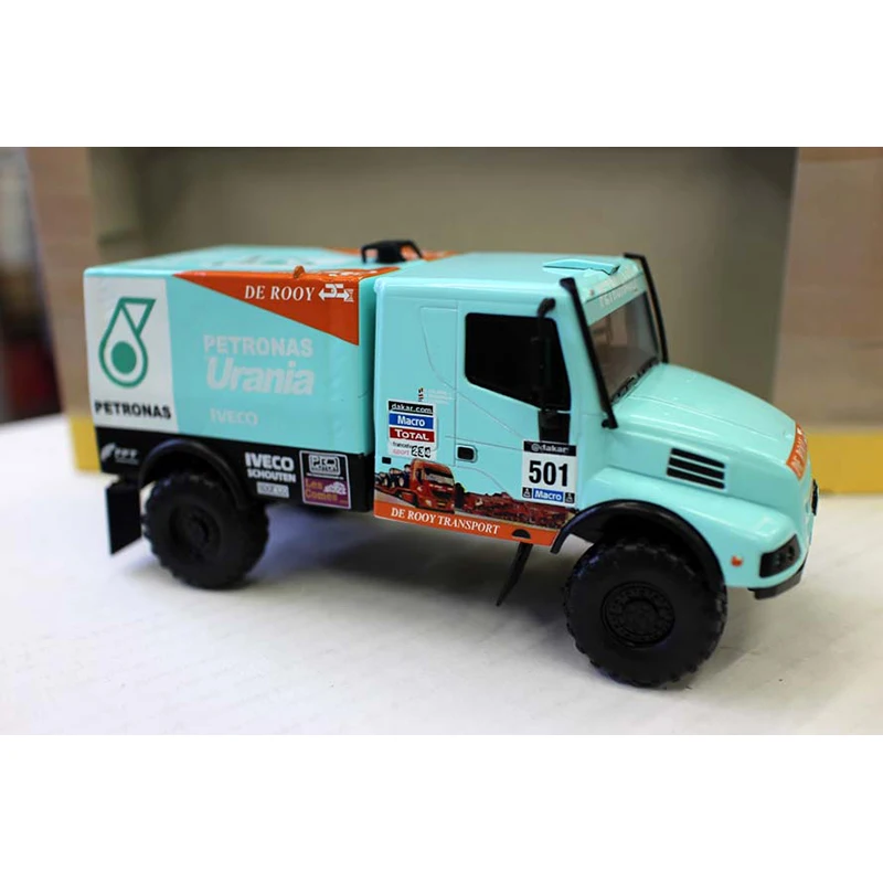 Diecast Alloy 1:43 Scale DAKAR IVECO Powerstar Racing Cars Model Adult Toys Classic Nostalgia Souvenir Gifts Static Display