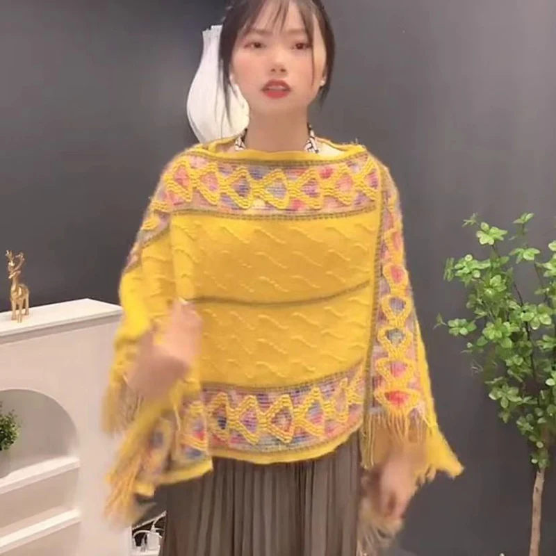 Fashion Loose Batwing Sleeve Tassel Coats Women's Clothing Winter Oversized Knitted Casual Pullovers Commuter Warm Ponchos