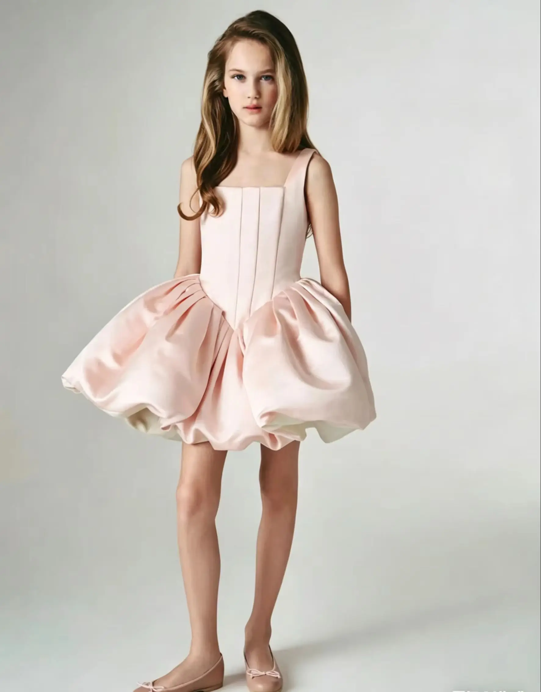 Lovely Customized Flower Girl Dress For Wedding Sleeveless Satin Knee Lenght Kids Birthday Party First Communion Gown