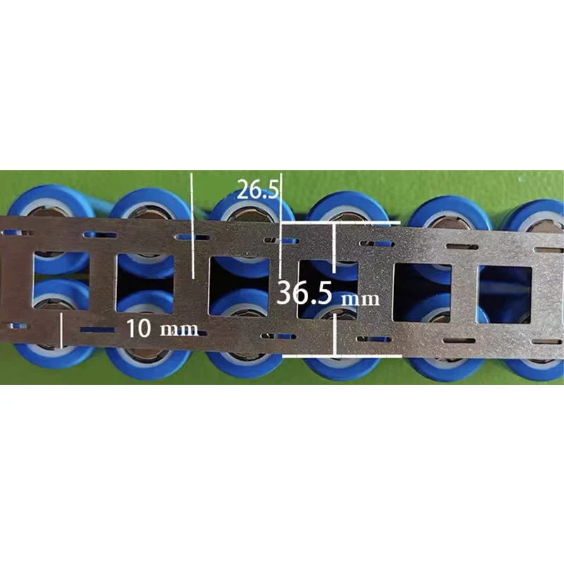 2P Nickel-plated Spot Welding Strip Thickness 0.15mm Spacing 26.5 / 27.5 / 28.2mm for Welding 26650 / 26700 Lithium Batteries