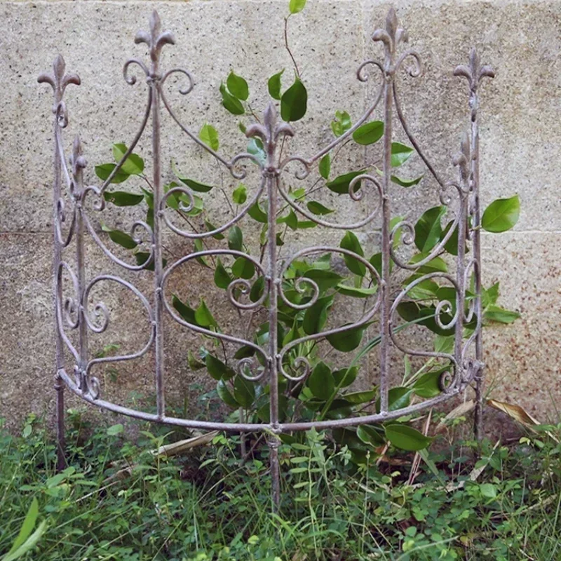 Vintage Iron Fence Holder Courtyard Semi-circular Partition Clematis Climbing Rattan Frame Garden Old Plant Support Rack