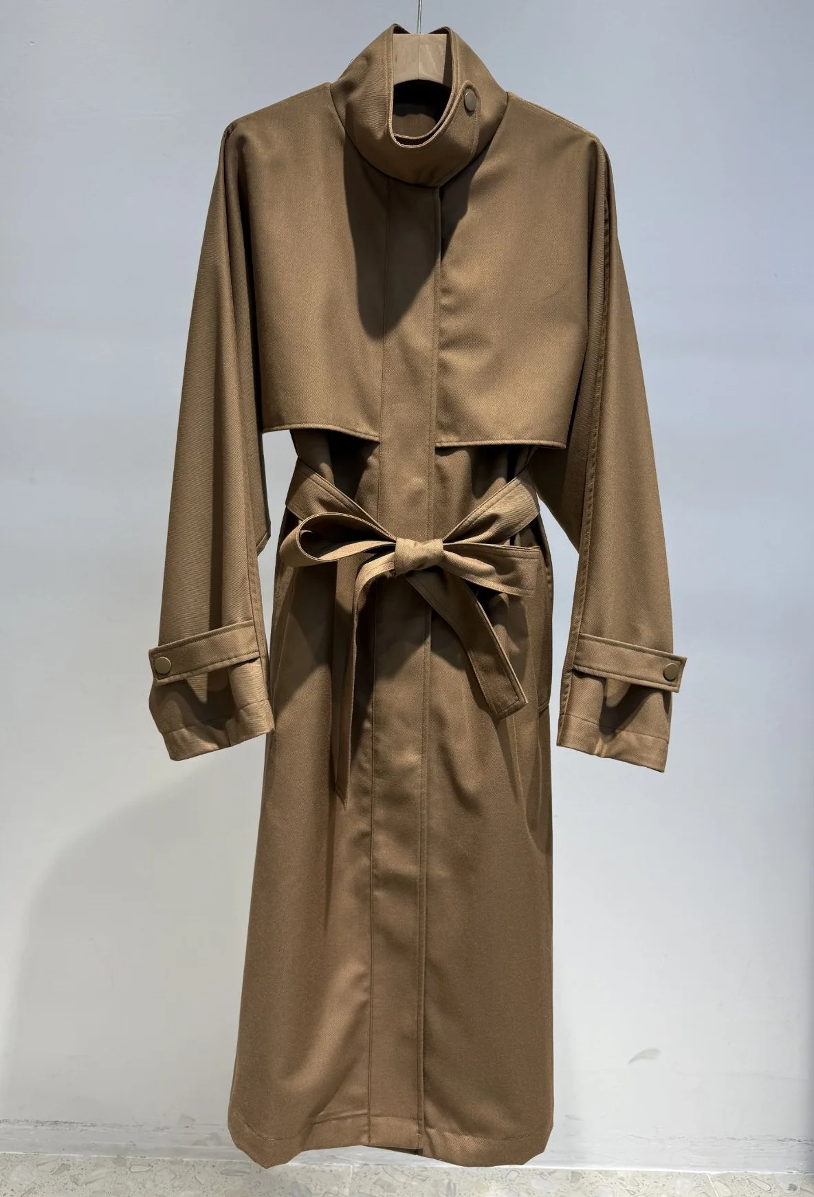 

Top Quality New Long Coat Trench 2025 Auutmn Winter Overcoats Women Stand Neck Adjustable Belt Classic Khaki Black Coat Outwear