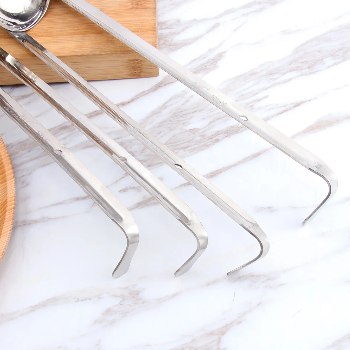 

4Pcs Hanging Hook Soup Spoon Ladles Stainless Steel Long Handle Heavy Duty Cooking Utensils Serve Sauces Soups Stews Chili Gravy