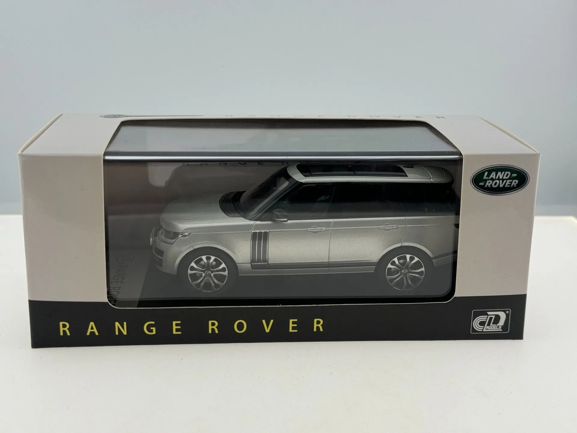 

Литой под давлением LDC масштаб 1/34, Land Rover Range Rover, шампанское, модель автомобиля из сплава, Коллекционная игрушка, подарок, сувенир, украшение для дисплея