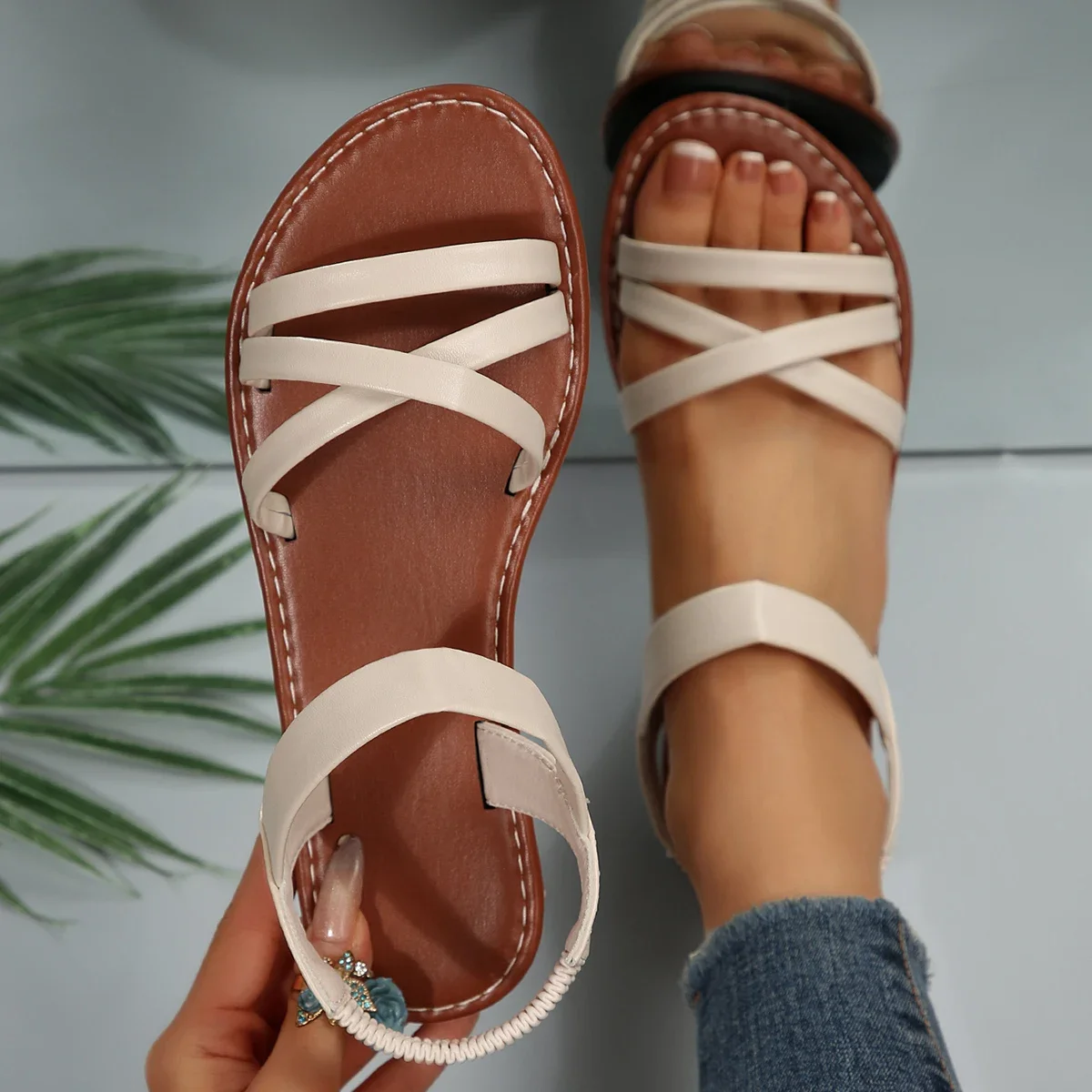 

Women Casual Sandals Flat Heels Clip-toe Rome Sandals Summer Cross Narrow Band Ankle Buckle Strap Beach Shoes for Women