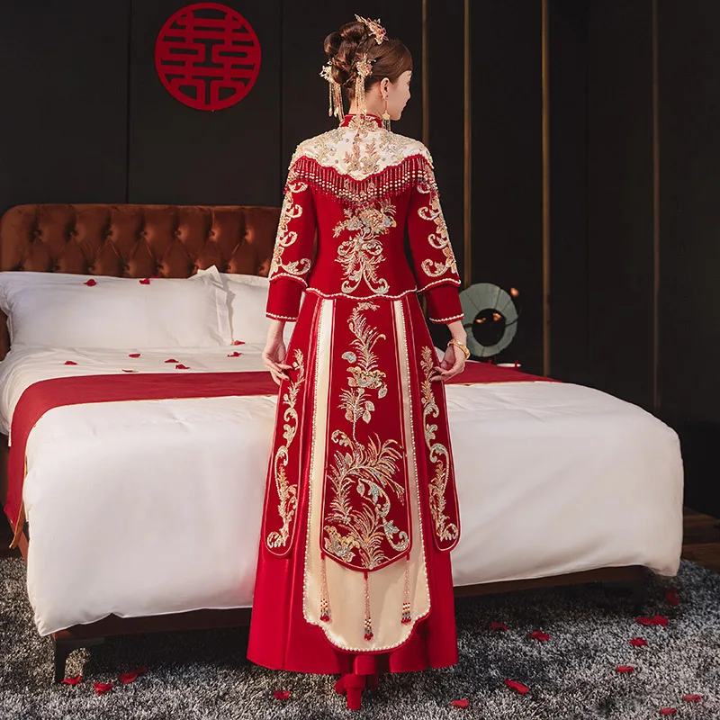 Vintage Oriental Flower Beaded Embroidery Gem Marriage Suit Chinese Traditional Wedding Cheongsam Bride Bridegroom Qipao Dress