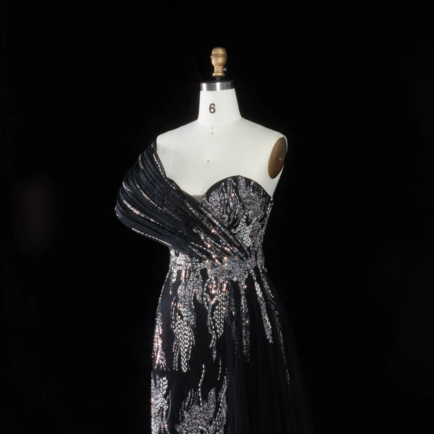 Sharon Said Luxuriöses Champagnerfarbenes One-Shoulder-Abendkleid mit Perlen und Tüllschleppe, Partykleid für Damen SS136, Maßanfertigung – Detail 23