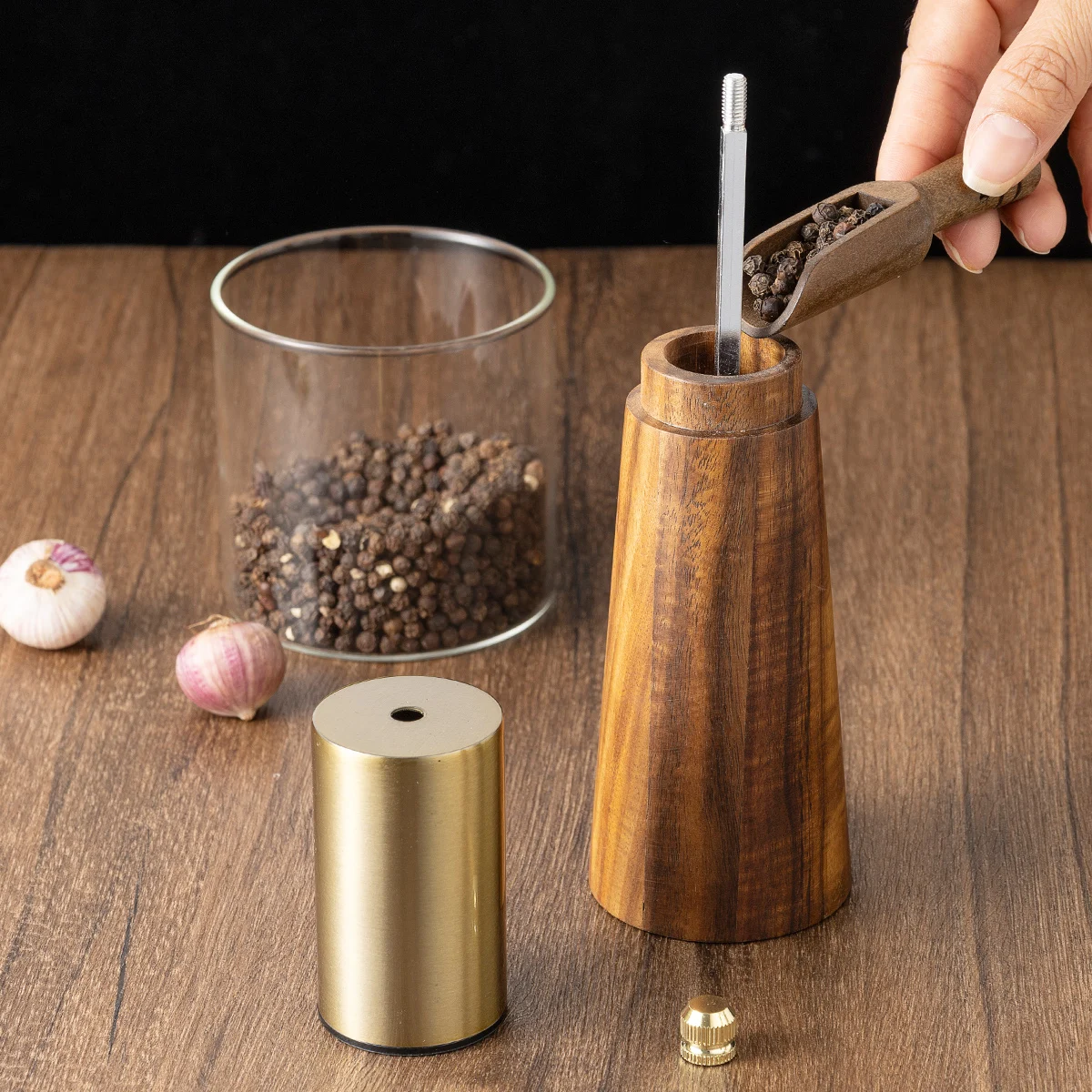 1PC/Acacia wood pepper grinder manual sea salt pepper seasoning jar wooden pepper grinder salt bottle grinder bottle