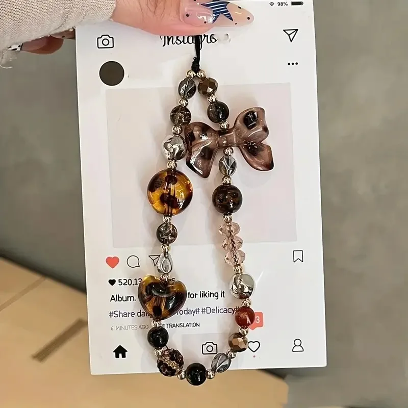 Gantungan Kunci Manik-Manik Retro Bentuk Hati Buatan Tangan Manik-Manik Berwarna Amber Estetika Gaya Vintage Tali Pergelangan Tangan Tali Telepon untuk Anak Perempuan