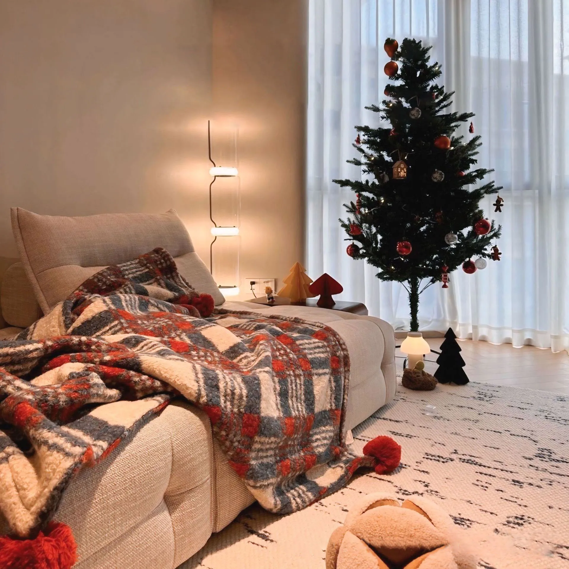 

Reversible Flannel Plaid Throw Blanket, Cozy Fuzzy Fleece Nordic Boho Chic Style for Couch Bed, Velvet Soft Sofa Cover