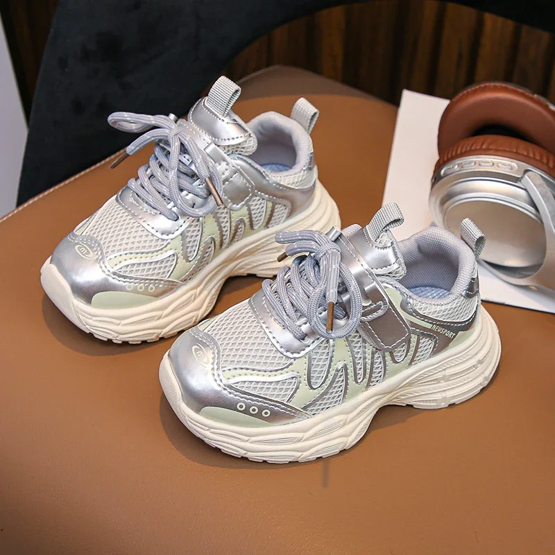 

Осень 2023, новые детские кроссовки, дышащие сетчатые кроссовки для мальчиков и девочек, детская повседневная обувь на толстой мягкой подошве, красивая нескользящая обувь