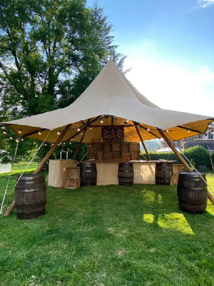 Outdoor Indian straw hat tent camp B & B camping Internet celebrity scenic spot