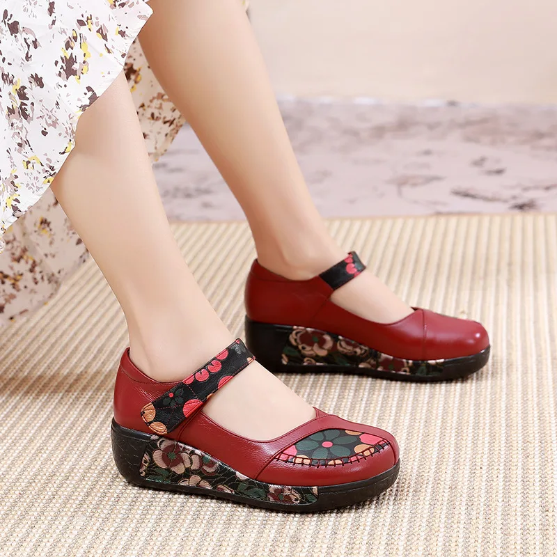 2023 New Classic Print Top Cowhide Fashionable Shoes Women Leather Shoes Medium Thick Heel Shoe Comfort Elegant Trendy Shoes