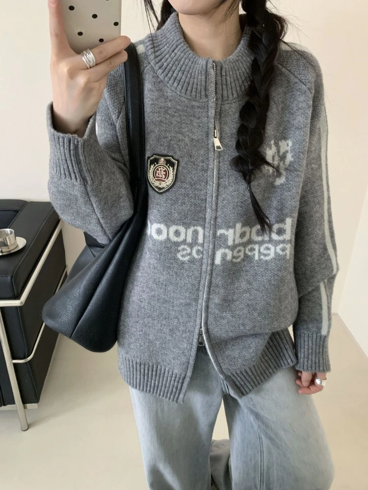 

Deeptown American Retro Letter Zipper Sweater Women Gray Preppy Style Sports Knitwear Vintage Causal Solid Long Sleeve Cardigan