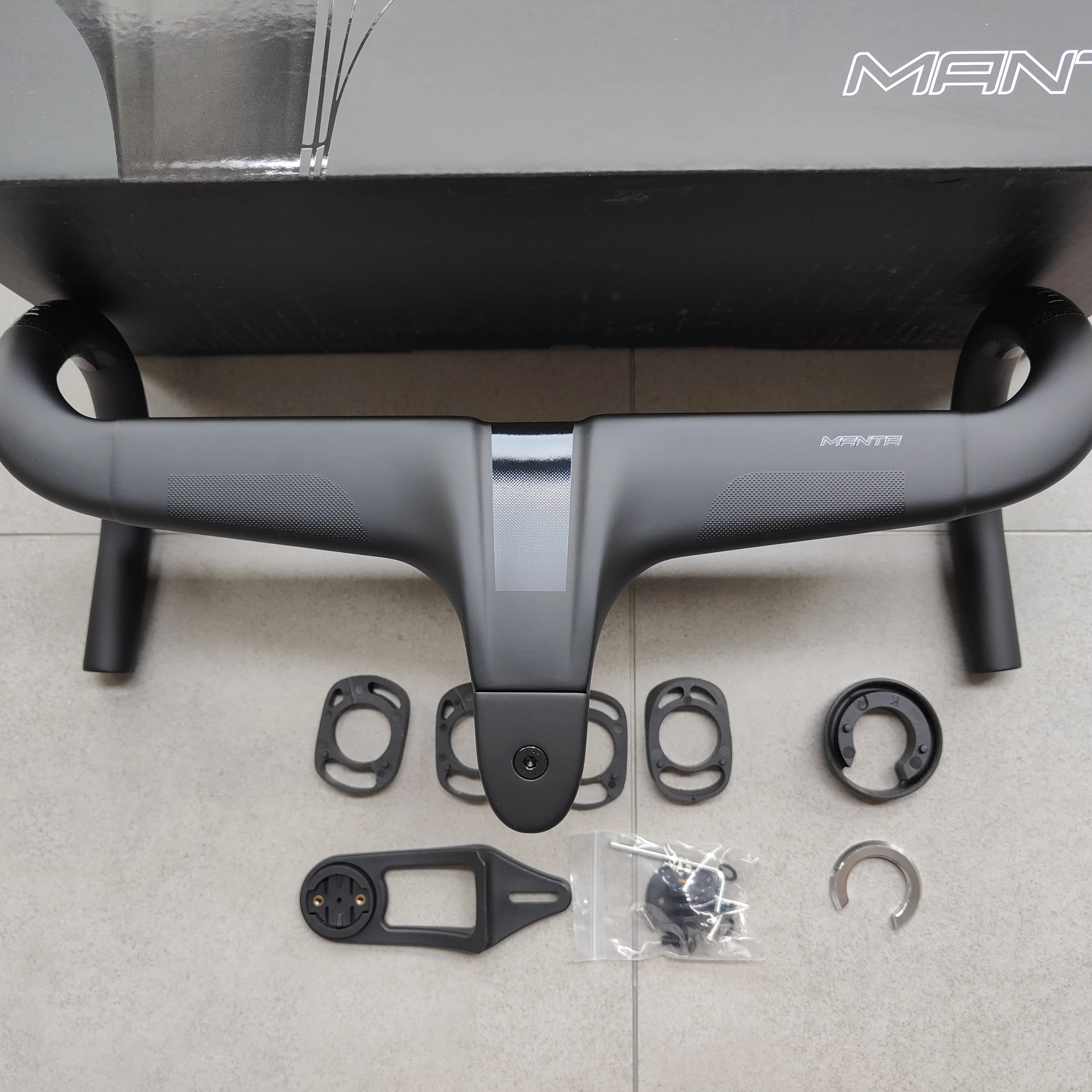 

Ручка для шоссейного велосипеда MANTA с катящимся камнем для Trek EMONDA Madone v4rs slr, карбоновая внутренняя маршрутизация, аэродинамический руль OD1 OD2