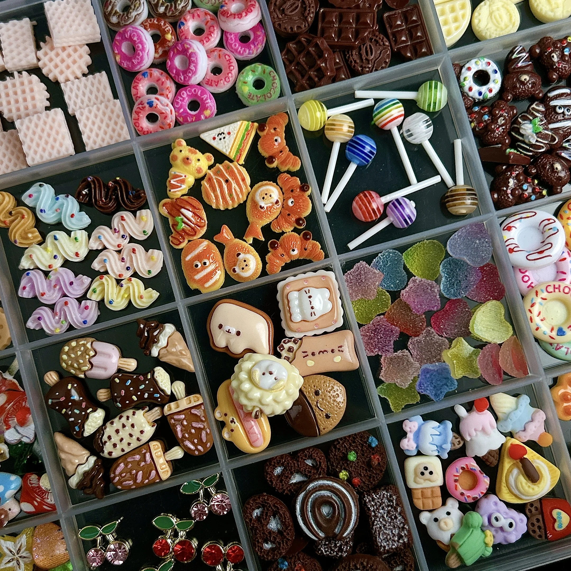 1Box Creative Painted Donut Lollipop Resin Nail Art Charms 3D Simulated Popsicle Big Eye Bread Nail Decorations for Manicure DIY