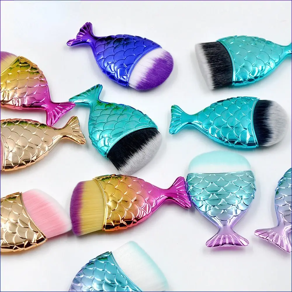 3Pcs/Set Mermaid Shape Mermaid Shape Makeup Brush Fish Tail Soft Face Blush Powder Brush Makeup Tools Colorful