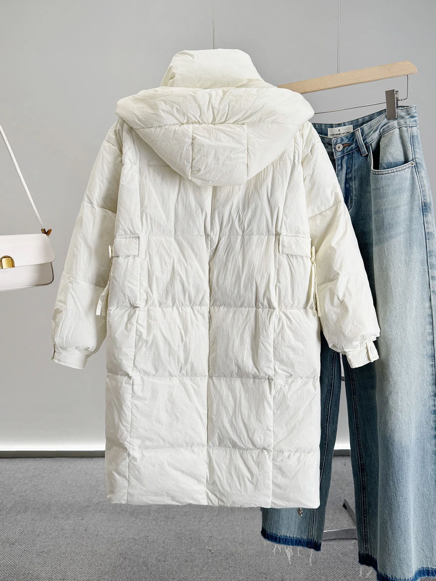 패셔너블 다용도 루즈 슬림 후드 미드 길이 다운 재킷 여성용 심플 슬리 VK2025 가을 겨울 신상품