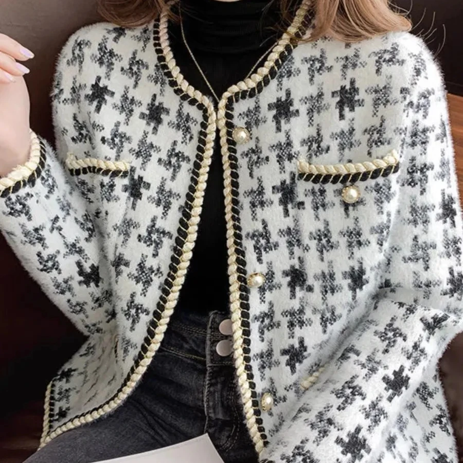 

Модное короткое шерстяное пальто для женщин, весна-осень-зима 2025, новая модель, маленький размер, ветровка, верхняя одежда премиум-класса для женщин