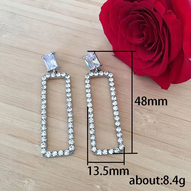 UMODE Rectangle AAA+ Cubic Zirconia Earring for Women Jewelry NEW Fashion Blossom Boucle D'oreille Femme Gifts Wholesa UE0898