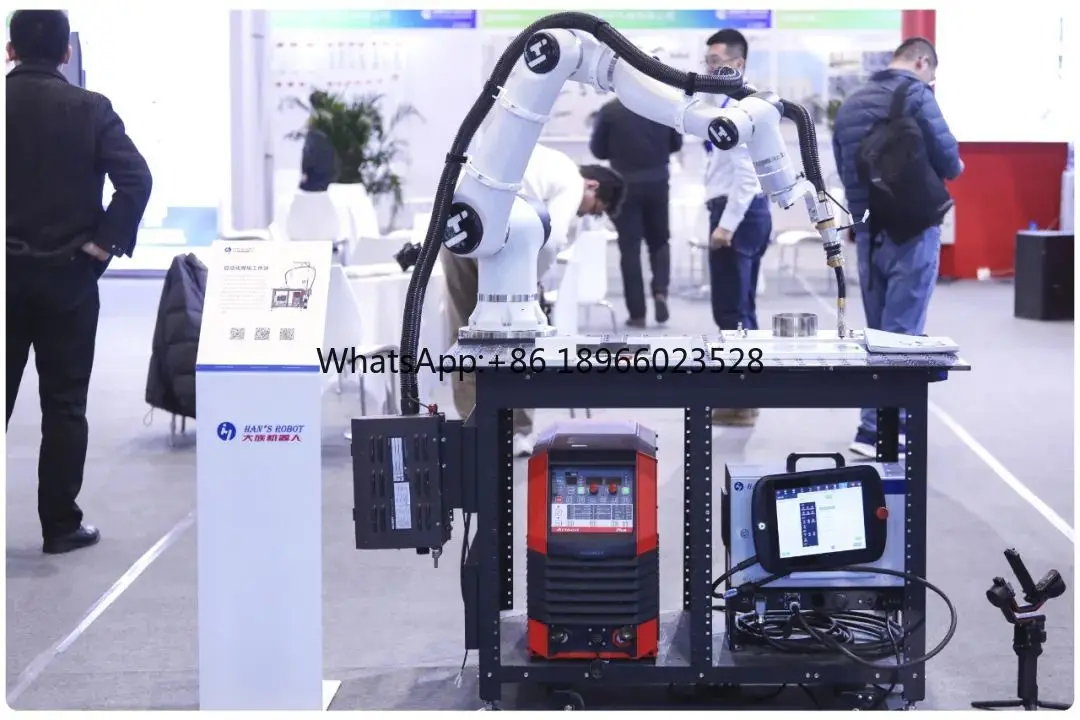 Han's E10 Collaborative Robots Cobot Arm Welding With MEGMEET Welding Equipment As Automatic Welding Station