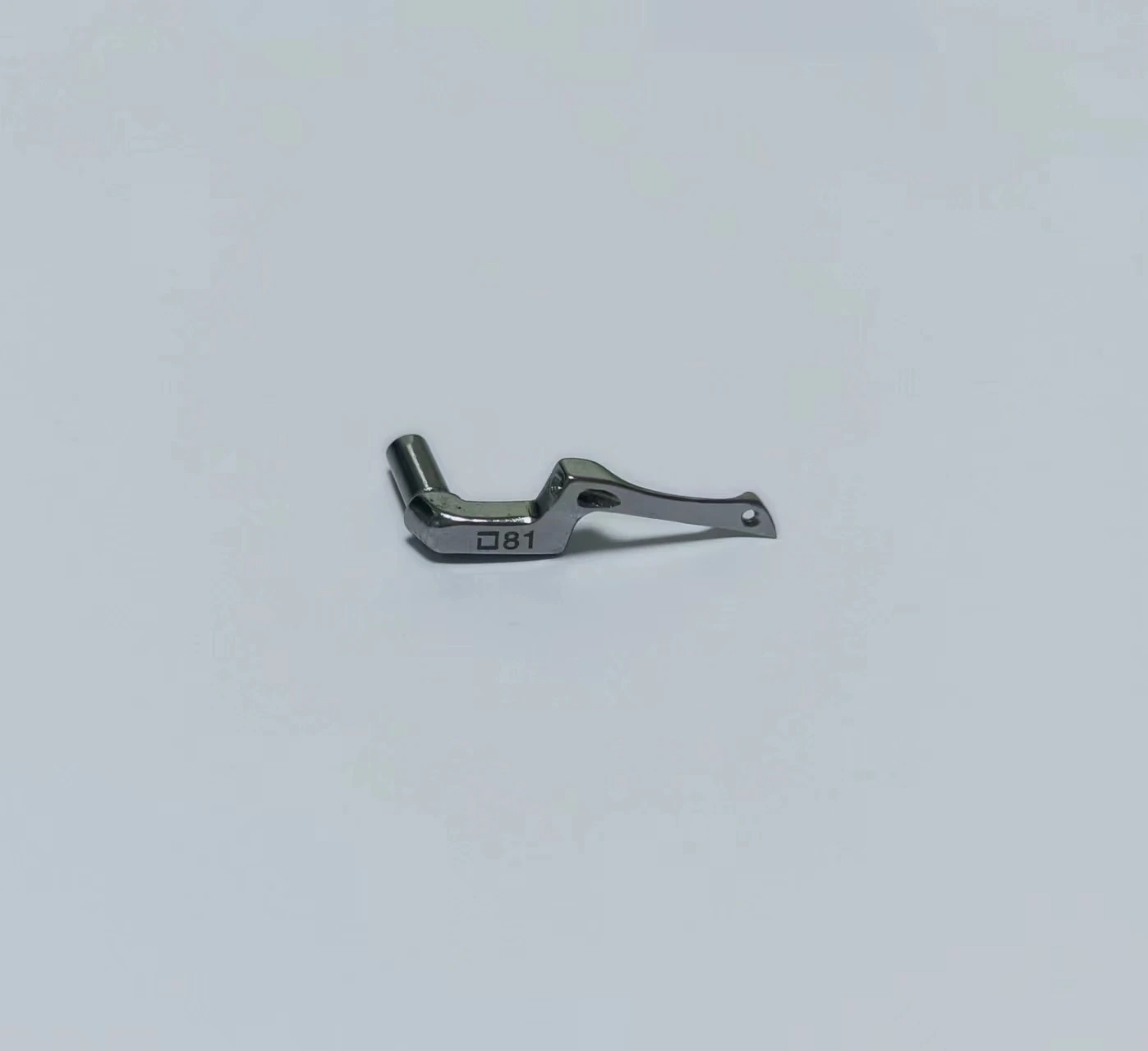 

(10 шт.) Верхний лоуфер (10 шт.) # Запчасти 118-88104 для швейных машин JUKI MO-2300 MO-2400