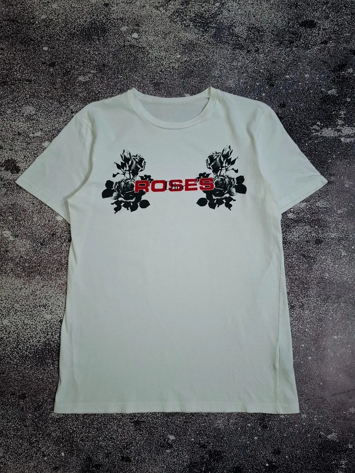 Roses Bullet Hole Dark Floral Rock Graphic Tee Cotton Mens Womens T-Shirt Summer Streetwear