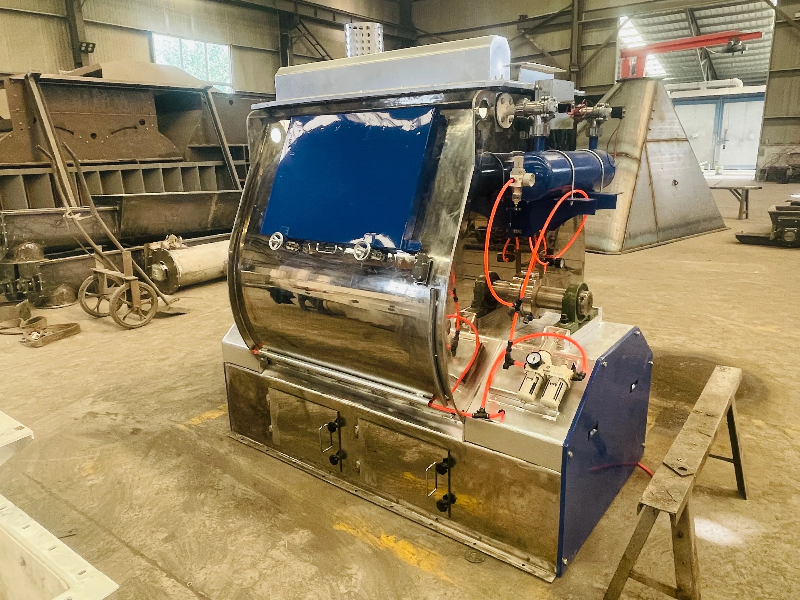 

New type of Juyongfeng livestock breeding single shaft feed mixer (fish and sheep) forage mixing equipment 15 tons/hour capacity