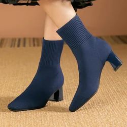 Women's boots 2024 new large fashionable knitted non slip rubber sole boots (heel height 5cm)
