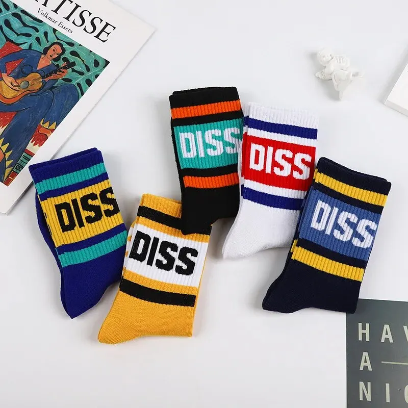 5 Pairs/Set Unisex Socks Multicolor Letter Diss Pattern Mid Tube Socks Suit In All Seasons For Daily Sports