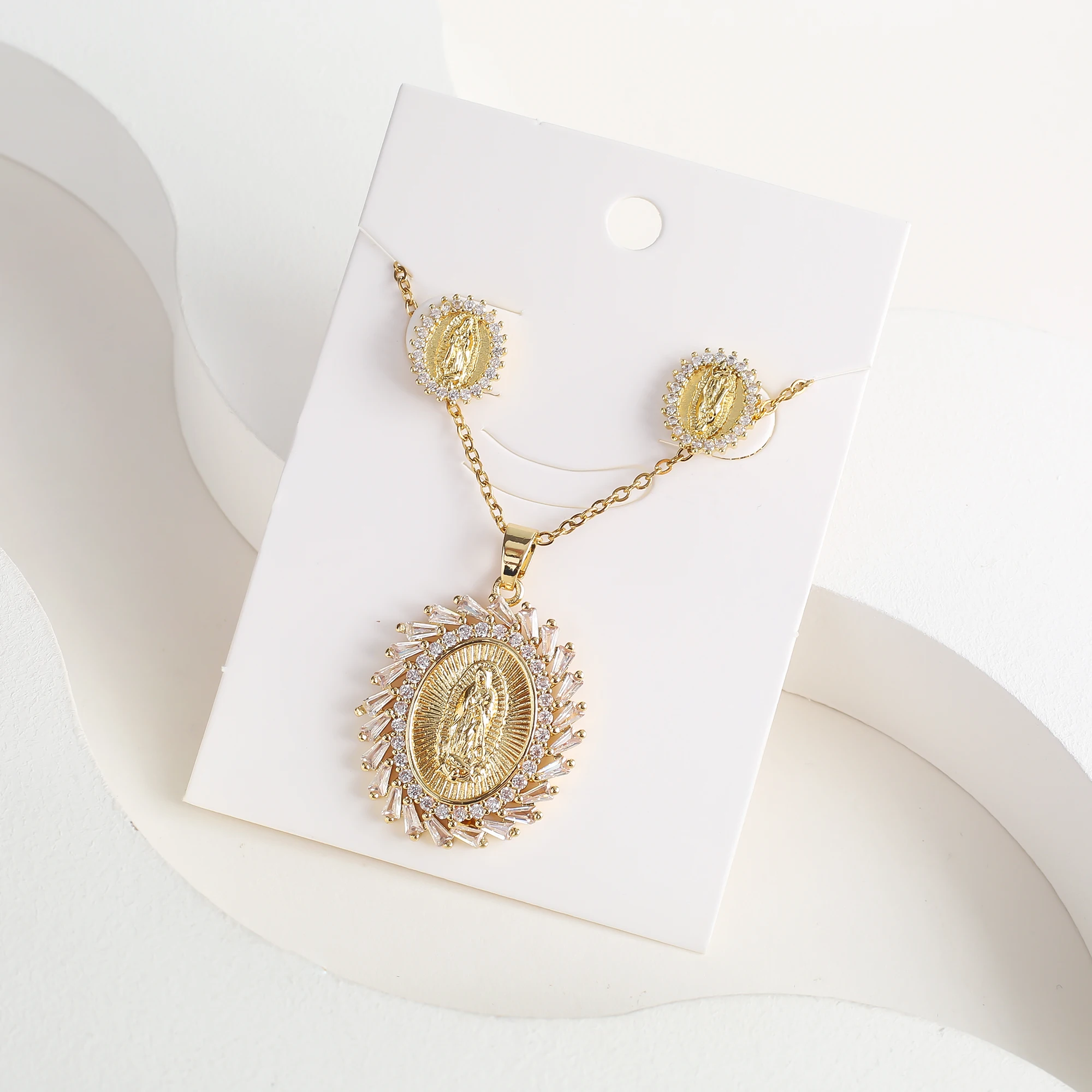 Classic Anti-Allergic Maria Pendant Necklace Set High Quality Zirconia 18K Gold Plated Stud Earrings Women Girls Religious Gifts